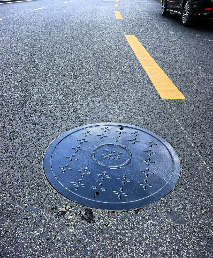 金属焊接井盖现场案例